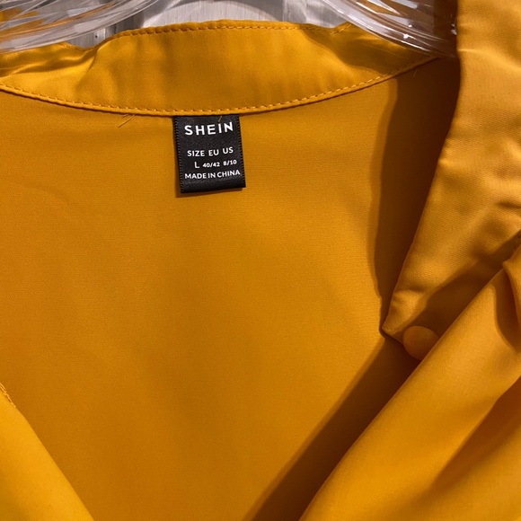 NWOT Mustard Yellow Long Sleeve Blouse - Picture 2 of 3